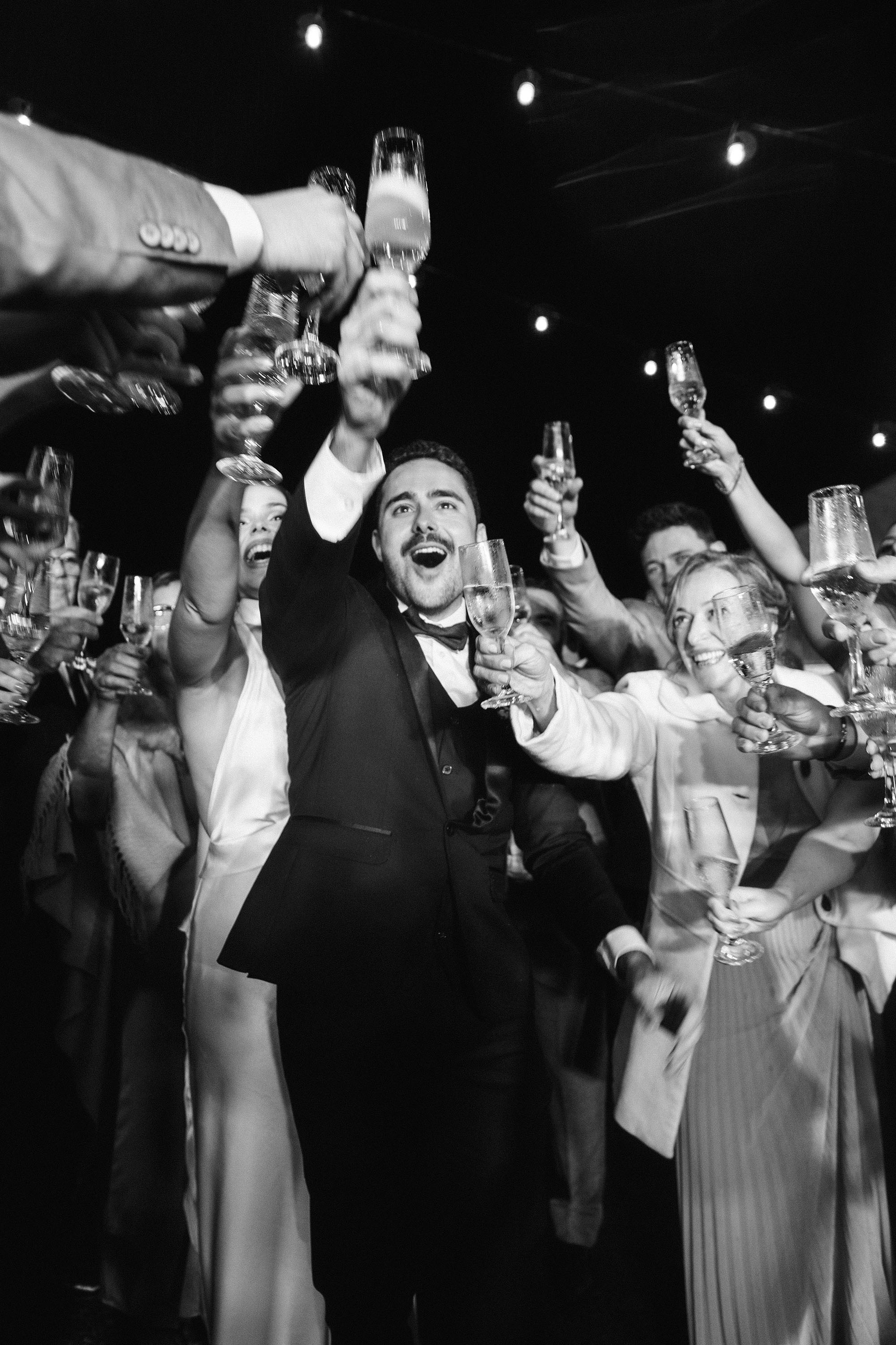 Brinde na festa de casamento — AEVO Films fotografia