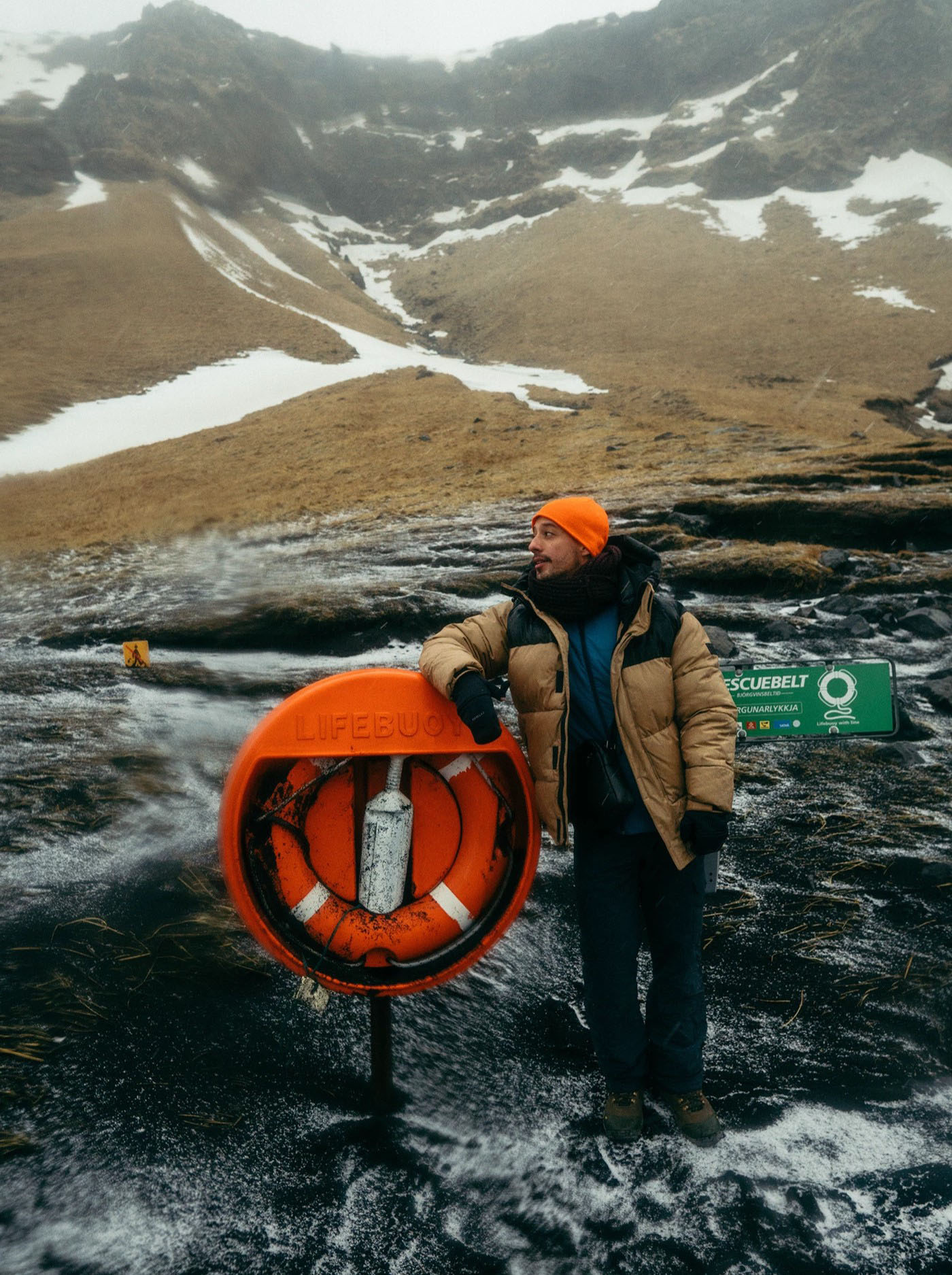 Mateus Amorim em locação — bastidores de fotografia de casamento